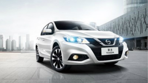 3. 日產騏達TIIDA_meitu_3.jpg